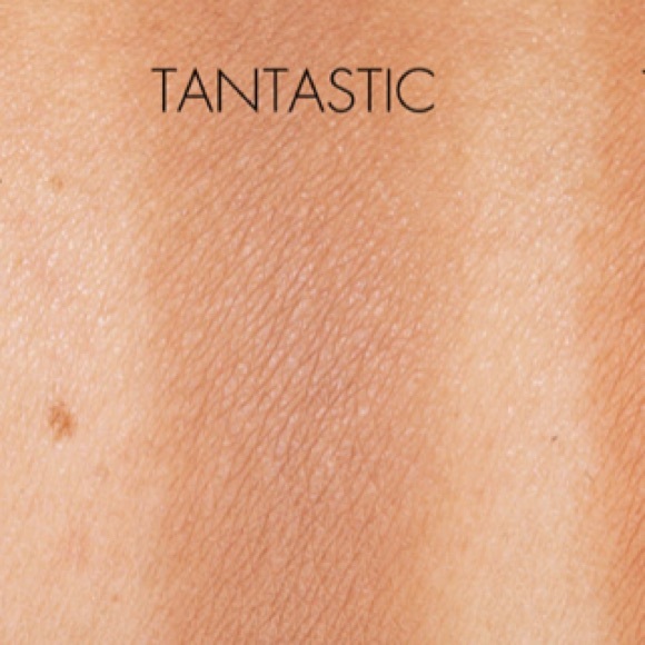 Marc Jacobs Omega Bronzer Coconut Perfect Tan - Picture 8 of 13